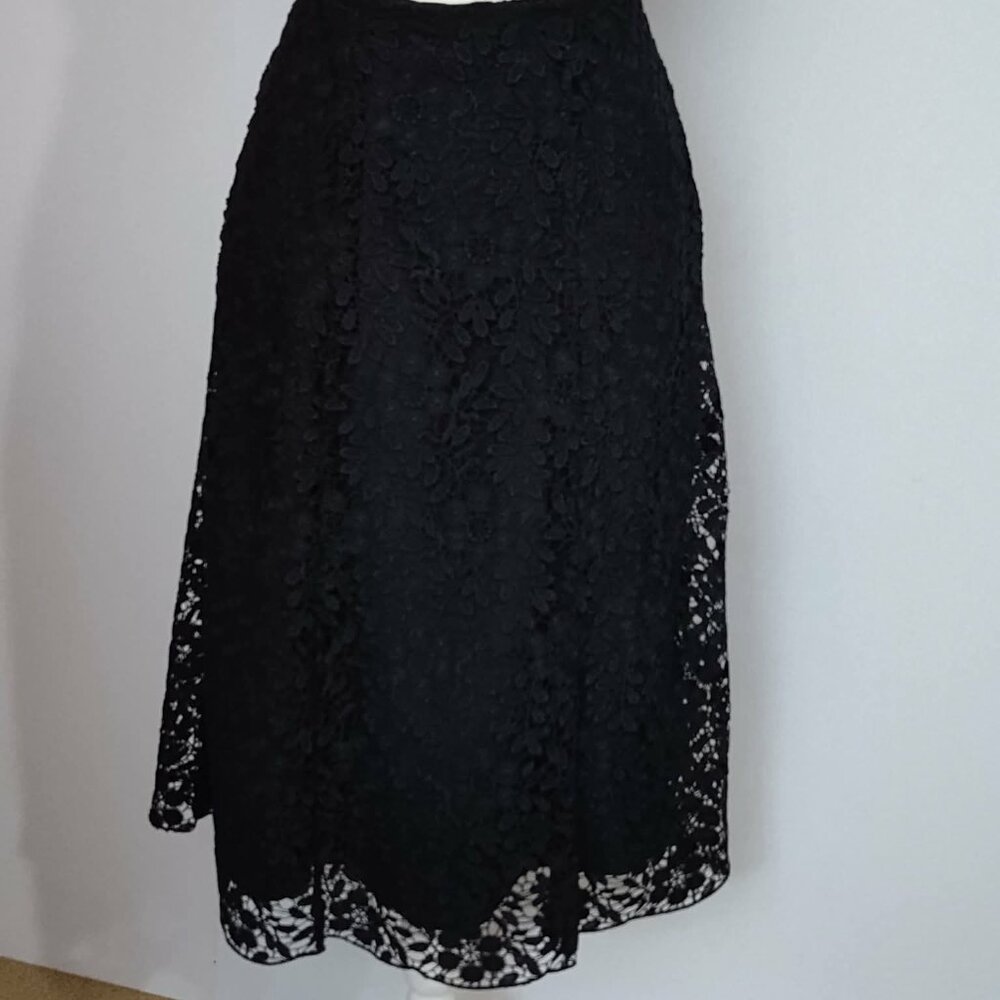 Garnet Hill BLACK Lace-Overlay, A-Line skirt, Size 10 - Picture 2 of 14